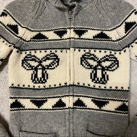 ARITZIA TNA Sea to Sky Cowichan Grey 100% Lambs Wool Sweater Women’s Size XS - Picture 6 of 14